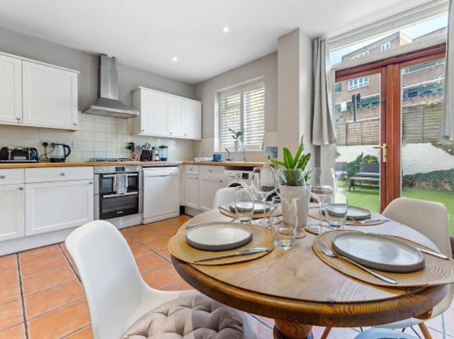 Mews House West Ken Villa Лондон Екстериор снимка
